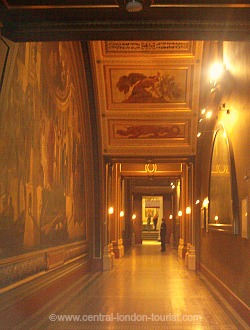 Victoria and Albert Museum London. Hallway